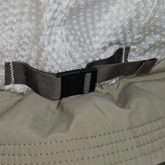 NEW Patagonia Vented Broadbill Hat Sz M Hazel Khaki Packable